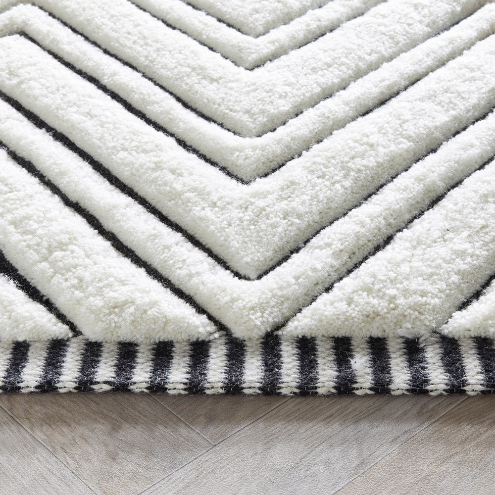 Origins Berber Mono Cream and Black Rug 160 x 230cm